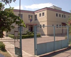 I-a cerut demisia, şi-o va da la sfârşitul anchetei