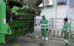 Două primării din județ au propriile servicii de salubrizare