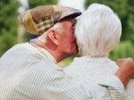 Cuplurile de vârstnici din Buzău premiate şi anul acesta de primarul Boşcodeală