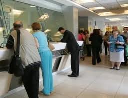 Informaţiile pentru clienţii băncilor, pe LCD