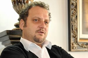 Un deputat PDL a rămas fără permis după ce a fost prins conducând cu 162 km/h în localitatea Oreavu