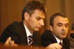 Primarii şi secretarii de comune, chemaţi la instruire