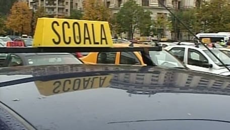 Anunț pentru candidații la examenul pentru permisul auto
