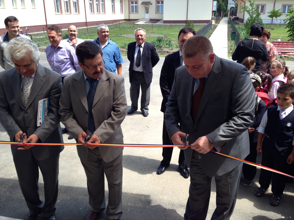 Şcoala Gimnazială Glodeanu Sărat, reabilitată cu fonduri europene, a fost inaugurată astăzi de președintele Consiliului Județean Buzău, Marian Cristinel Bîgiu