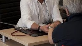 Specializările medicilor în 5 ţări se vor echivala de Ministerul Sănătăţii cu rezidenţiatul din România