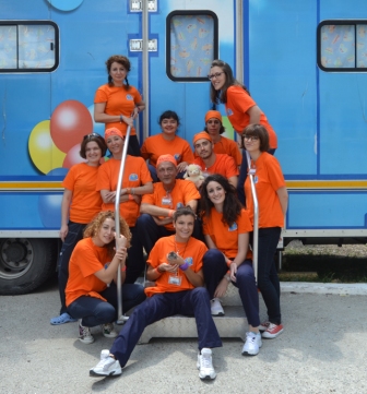 Copiii rezidenți din cadrul DGASPC Buzău, tratați de medici stomatologi din Italia în cadrul proiectului de cooperare şi ajutor pentru SĂNĂTATEA DINŢILOR COPIILOR INSTITUŢIONALIZAŢI în Centrele din Țările Est- Europene