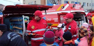 Astăzi, ziua porţilor deschise la pompieri cu ocazia „Ziulei Internaţionale pentru Reducerea Riscului Dezastrelor Naturale”
