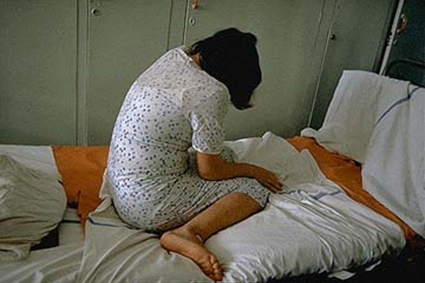 Patru barbati din Buzau au violat o tanara la Brasov. Trei dintre ei au fost retinuti de politie