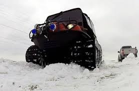 Un afacerist din Ramnicu Sarat a murit accidentat de propria senilata