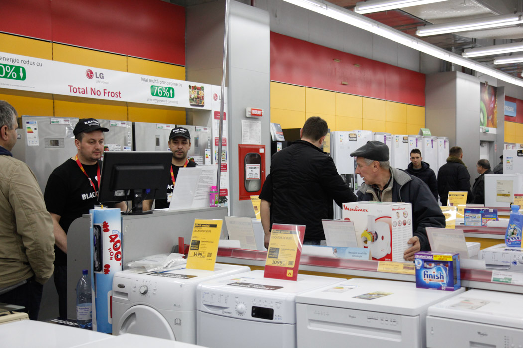 Black Friday pe 28 noiembrie, a doua rundă a reducerilor