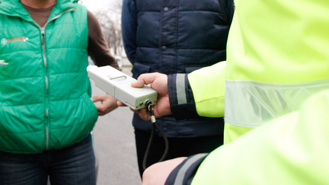 Dosar penal la 18 ani pentru un râmnicean beat și fără permis, prins la volan