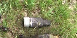 Video: O bombă și un încărcător de pistol descoperite într-o fântână din Smeeni
