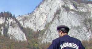 Jandarmii buzoieni îşi fac stagiile de pregătire în munţi