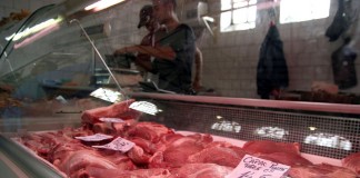 Carnea de porc, mai scumpă cu 15-20% de Sărbători