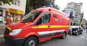 13 femei leşinate din cauza căldurii în secţia de croitorie în care munceau