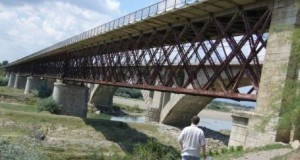 Podul de la Vadu-Paşii reabilitat printr-un joint venture