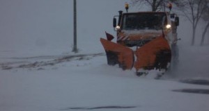 Judeţul Buzău, aproape izolat din cauza viscolului. În această dimineaţă pe un singur drum naţional se mai poate circula