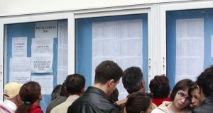 Puţin peste jumătate dintre absolvenţii de liceu au promovat Bacalaureatul