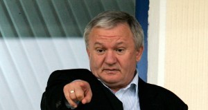 Gloria Buzău, blat cu Vasluiul?