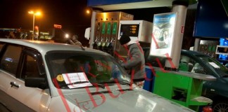 Reducere la benzina cu 3 – 4 bani pe litru