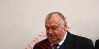 In vremuri de criza, presedintele Consiliului Judetean, Victor Mocanu, renunta la achizitia unei noi masini de serviciu