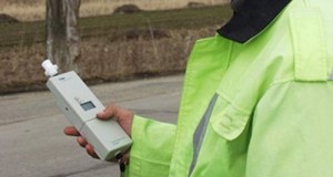 O bucureşteancă a dat peste cap “Drager-ul”. Avea o alcoolemie de 1,33 mg/l alcool pur în aerul expirat