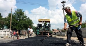 Trafic restricționat mâine pe strada Mesteacănului din cauza lucrărilor de asfaltare