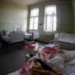 Bebeluş mort în Maternitatea Buzău. Familia îi acuză pe medici de dezinteres şi de ascunderea adevărului