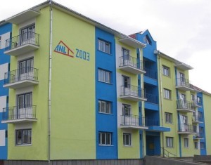 Buzoienii preferă să stea în continuare cu chirie în blocurile ANL, decât să le cumpere