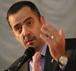 Ultimă oră: Cezar Preda își depune duminică, 29 aprilie, la 11.30 candidatura la președinția Consiliului Județean. Între timp USL aleargă după primarii rămași în PD-L
