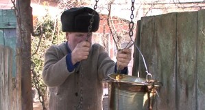 Oamenii din comuna ministrilor Udrea si Predoiu beau apa cu nitriti