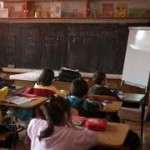 Dascălii vor primi salarii majorate până la finele anului