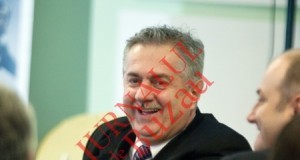 Practicanti ai unor meserii liberale si someri, in acelasi timp