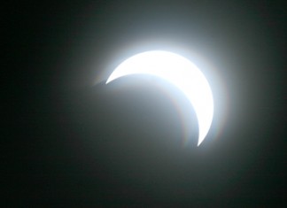 Eclipsa de soare de azi, va fi vizibila si la Buzau