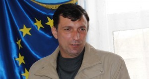 Elvis Oprea, primarul din Vipereşti, află astăzi pedeapsa pentru luare de mită