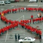În Piața Dacia la miezul zilei o funda umana va marca Ziua Mondiala de lupta impotriva SIDA