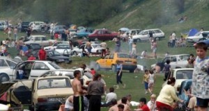 Minivacanţă de Rusalii. Ziua de luni a fost declarată zi liberă