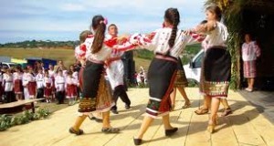 Week-end cu serbări câmpenești de Sfânta Maria la Calvini, Murgești și Valea Salciei