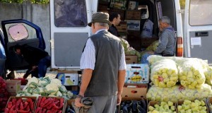 Nici până acum nu au fost plătite despăgubirile promise producătorilor de legume. Consecința: legumele românești vor fi mai scumpe