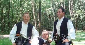 Trupa “Nemuritorii”, nominalizată la Gala Muzicii Populare Româneşti