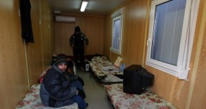 Internatul Liceului Sportiv se umple cu oamenii străzii