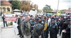 Politistii buzoieni vor protesta la Bucuresti
