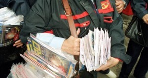 Poştasii din Buzău, antrenaţi de poliţişti să folosească spray-ul lacrimogen