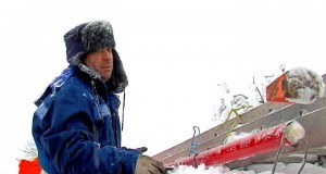 Zeci de localităţi încă nu au curent. Avariile ar putea fi remediate abia vineri