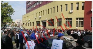 Profesorii buzoieni renunţă la grevă