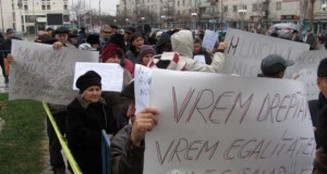 Însoţitorii persoanelor cu handicap ies din nou în stradă