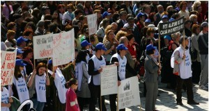 Profesorii buzoieni isi pot primi maririle salariale castigate in instanta