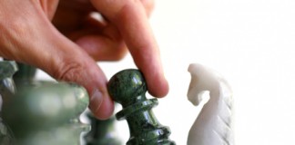 Cei mai buni jucatori de sah se intrec timp de 10 zile la Sarata Monteoru