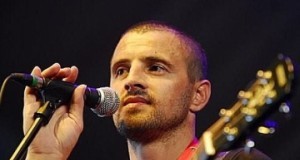 Pavel Stratan cântă în această seară la Cafeneaua Artiștilor