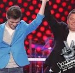 Teo Manciulea intră mâine în competiție pentru Vocea României. Contează orice vot!